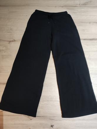 Široké tepláky, h&m,152