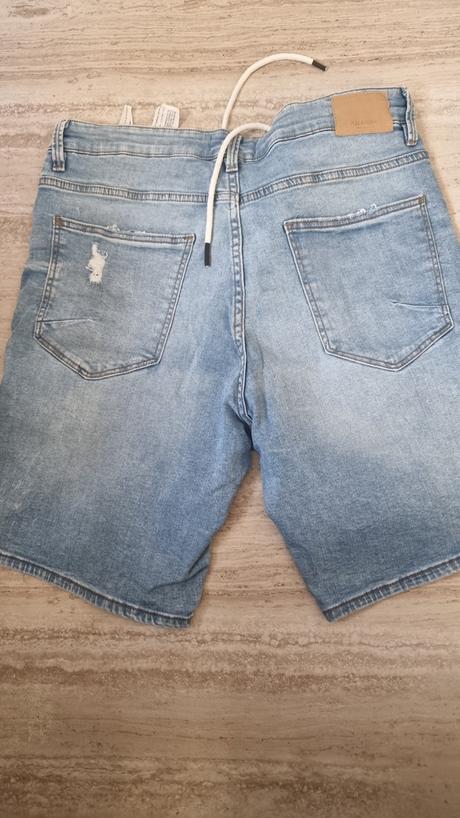 Rifle sortky, pull&bear,46