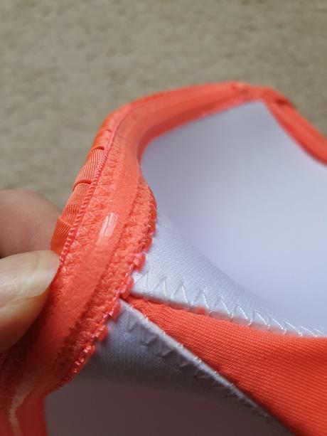 Bandeau plavky - pc 135 eur, s