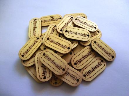 Drevená našívacia aplikácia handmade, 