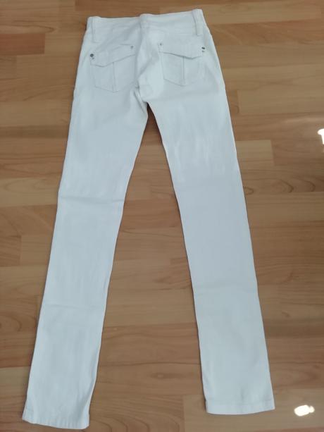 Riflove nohavice, 36