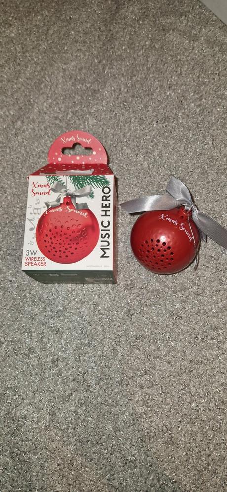 Bluetoot reproduktor - vianočná guľa, 