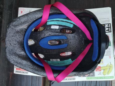 Cyklistická prilba giro na obvod hlavy 48 - 52 cm, xs