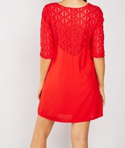 S krajkou na chrbte, s