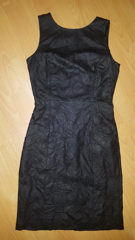 Šaty s pokrčeným efektom, 36