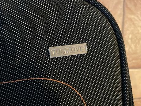 Cestovný kufor aj do lietadla,