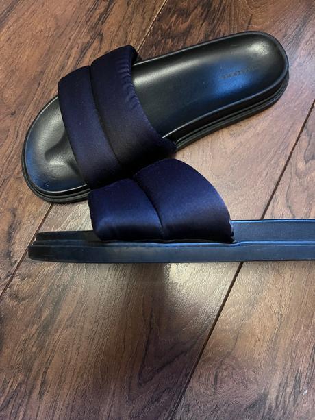 Šľapky 41, reserved,41