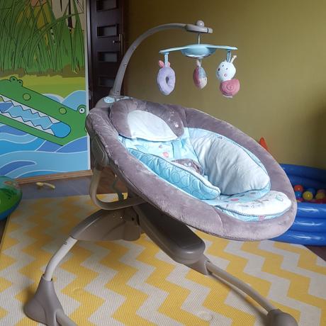 Hojdačka, kolíska a lehátko v jednom,