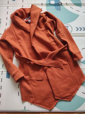 Kabátik queen, bubbe