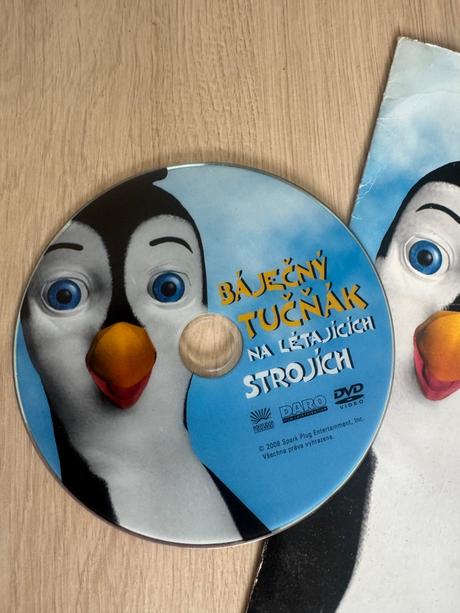 Dvd baječny tučniak, 