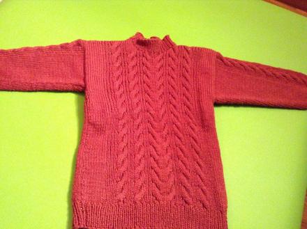 Červený svetrík štrikovaný, 104