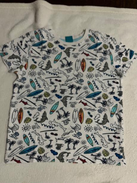 Balík tričiek a pyžamo, 122–134