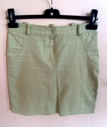 Bledozelená sukňa, 34