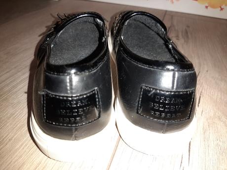 Motýlikové next, next,34