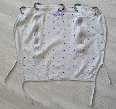 Univerzálny kryt na kočík a autosedačku, 