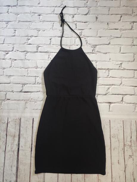 Malé čierne šaty brandy melville, xs