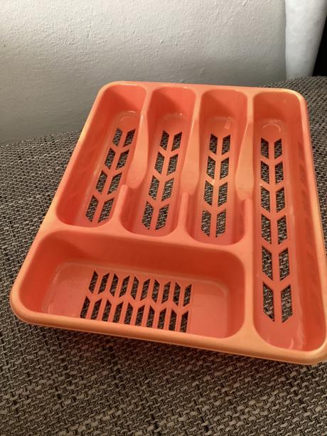 Pribornik do šuflíka,