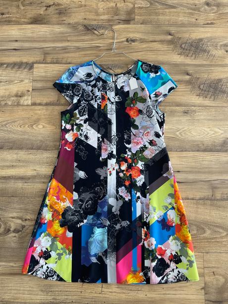 Šatičky, river island,s