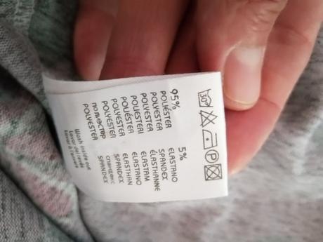 Smash šaty, smash!,l