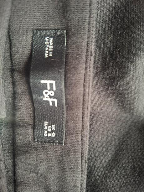 Dámske čierne nohavice, f&f,40