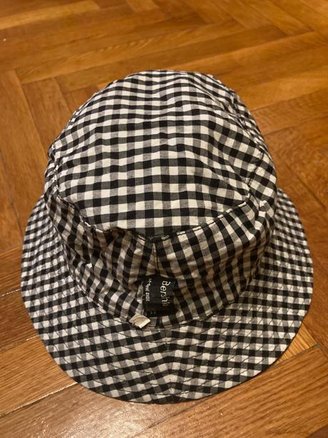 Klobucik obojstranny, bershka