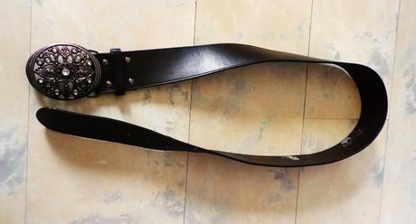 Opasok s krásnou sponou, 