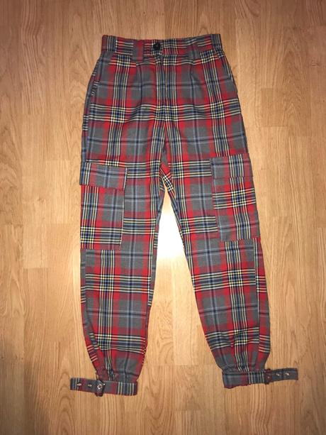 Super nohavice znackove, bershka,34