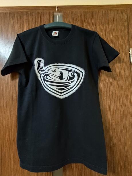 Čierne tričko s florbalovou potlačou veľ.s, s