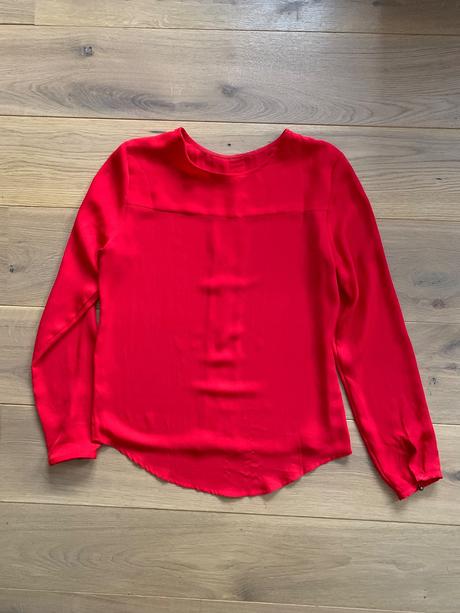 Červená blúzka calliope, calliope,s