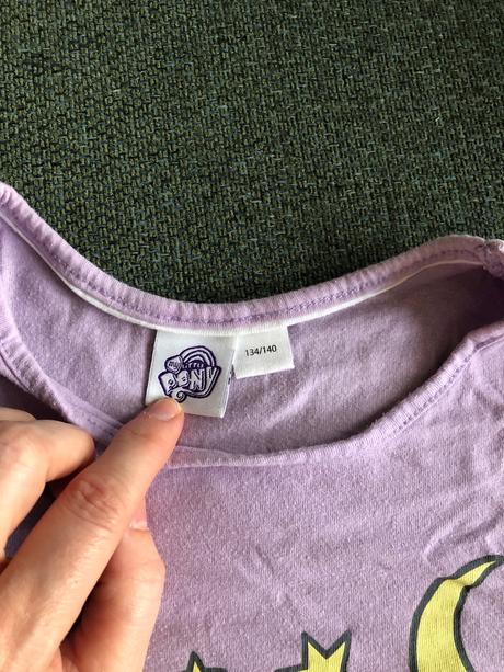 Predám 2 - dielne pyžamo, 134