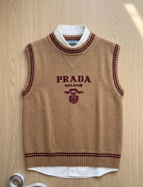 Luxusná kašmírová vesta prada milano original, prada,m