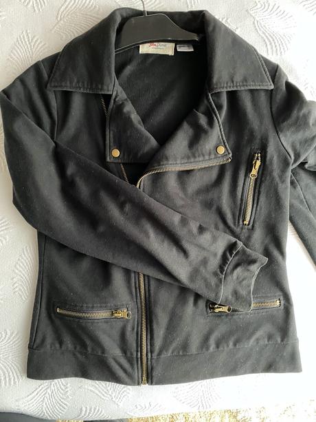 Prechodný čierny blejzer, s