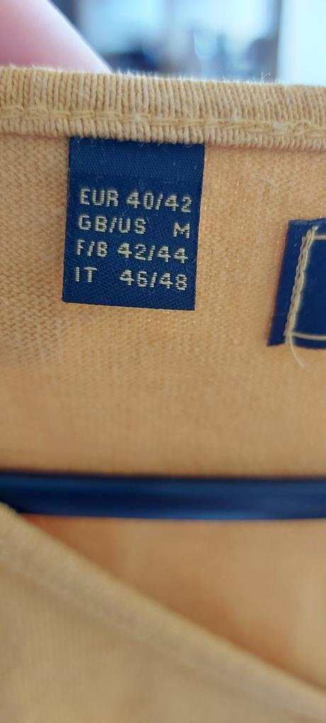 Tričko s ozdobnými gombíkmi veľ. 40/42, bonprix,40