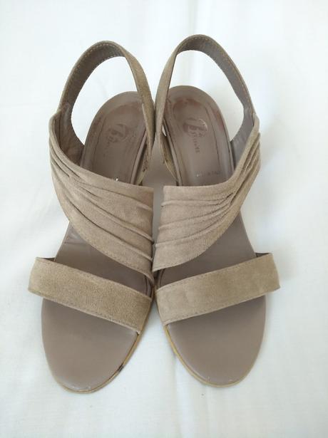 Kozene sandalky bata, baťa,39