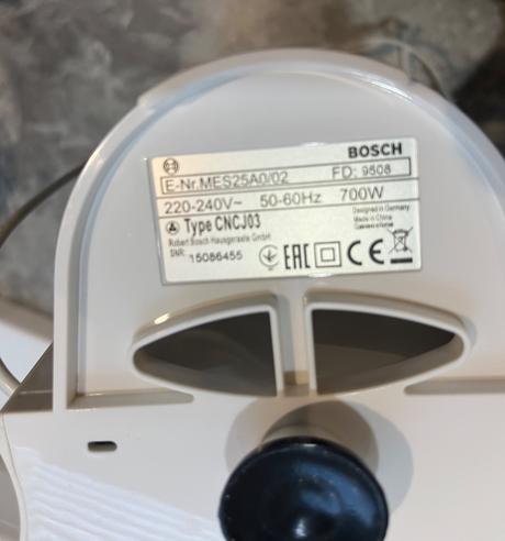 Bosch mes25a0 700w odšťavovač, bosch