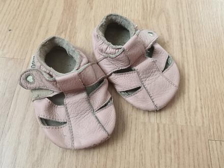 Capačky, liliputi,<17