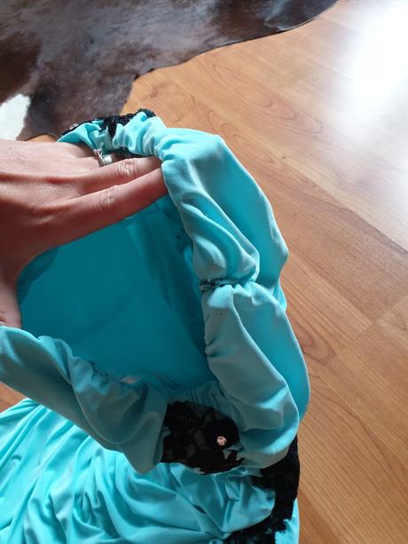 Elastické tyrkysové šaty, m