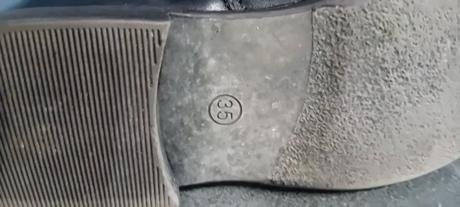 Čižmy na jeseň s poštou, graceland,35