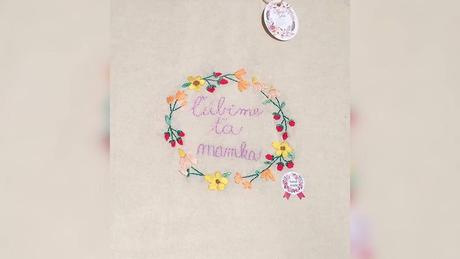 Plátené, ručne vyšívané tašky,