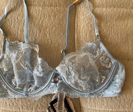 Nová bledomodrá čipkovaná mäkká podprsenka, 80 b, new yorker,80b