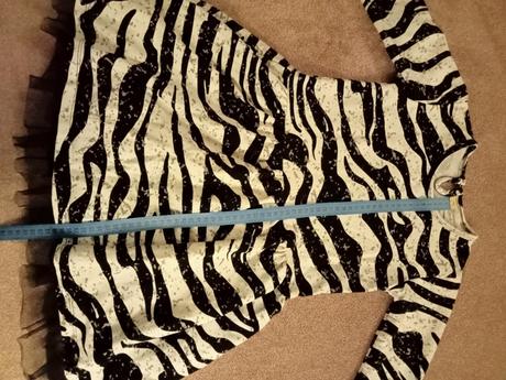 Teplé úpletové šaty, 134