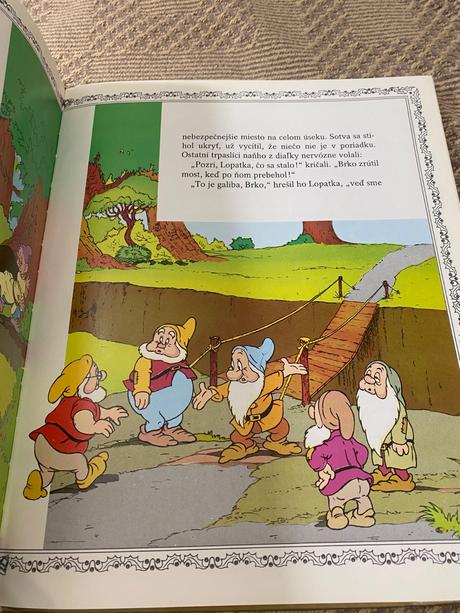 Krásna zberateľská kniha walt disney veselé vianoc, 