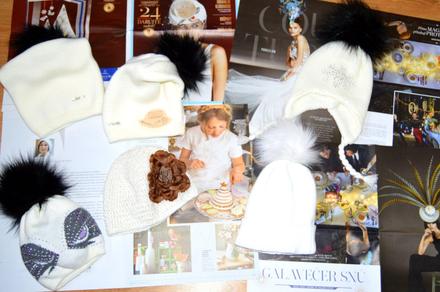 Čiapočka s brmbolcom, 50 - 158