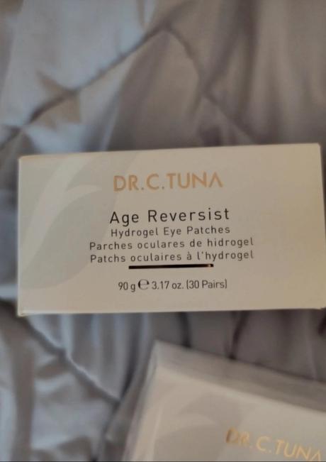 Farmasi set age reversist,