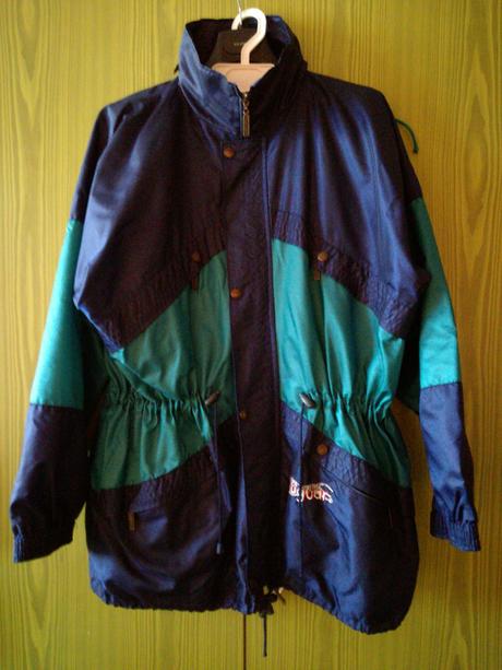 Šušťaková bunda s kapucňou, m