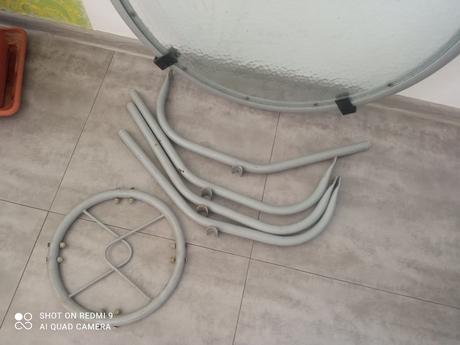 Stôl sklenený záhradný 93 cm, 