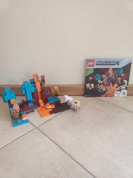 Lego minecraft 21168,