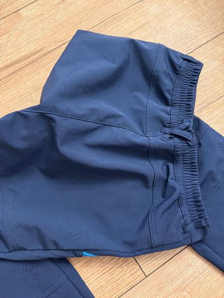 Softshellové gate head, 152