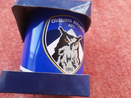 Oldham atletic šálka, 