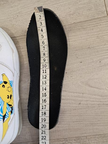 Tenisky pokémon 30 blikajúce, deichmann,30